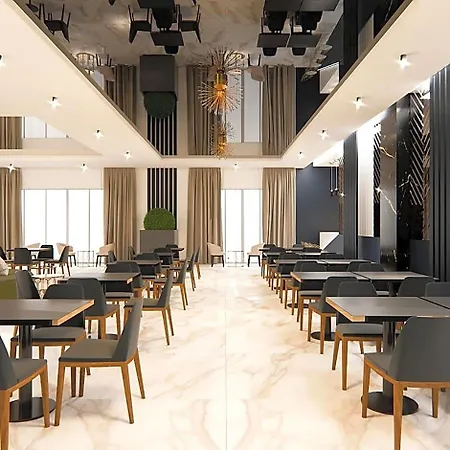 Stavros 4* Mamaia